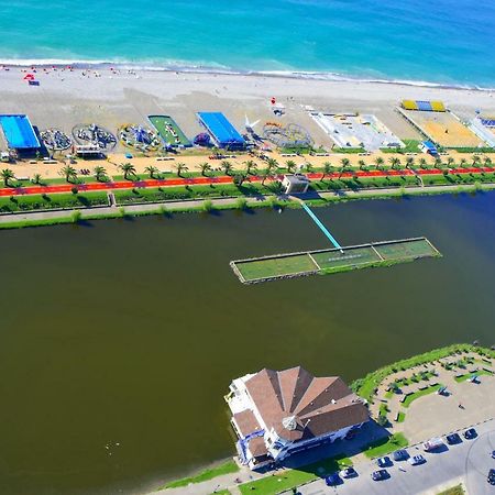 Апарт отель Комплекс Sea View From The Батуми Экстерьер фото