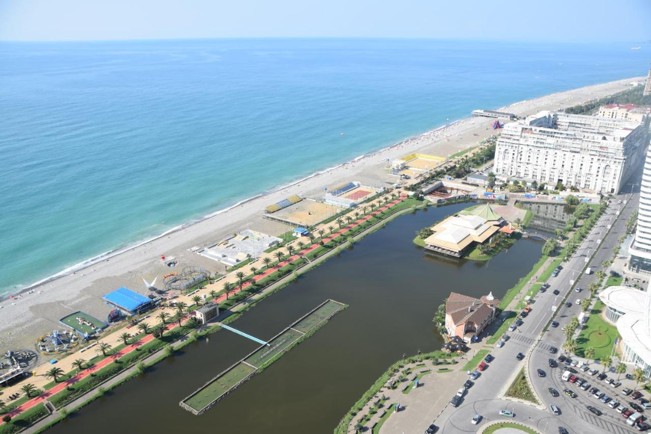 Апарт отель Комплекс Sea View From The Батуми Экстерьер фото